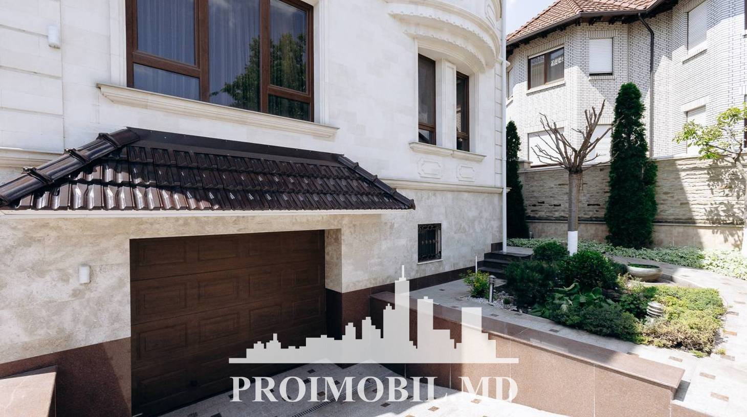 https://images.proimobil.md/Rk_wkVNx2_vPX8bqDEpDe9PHzv908mDOgxp_agmHuR4/watermark:0.75:so:0:30:0.39/resize:fill:1460:816:1/gravity:ce/bG9jYWw6Ly8vZXN0YXRlL2xyLzhiNGUyODcyLTM5MTktNDFmZC05OWFhLWY3N2I3NTM0MjA1Mi5qcGVn