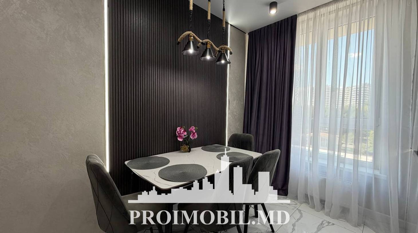 https://images.proimobil.md/RpL6dRb7T6ZZNa-eCTEJUCVg4gs0glAeaZS_2iIrIvQ/watermark:0.75:so:0:30:0.39/resize:fill:1460:816:1/gravity:ce/bG9jYWw6Ly8vZXN0YXRlL2xyLzE5YTM0NjM4LWMxN2EtNDMzNC04Yjg1LTU3YWIzZGI0MTQzYy5qcGVn
