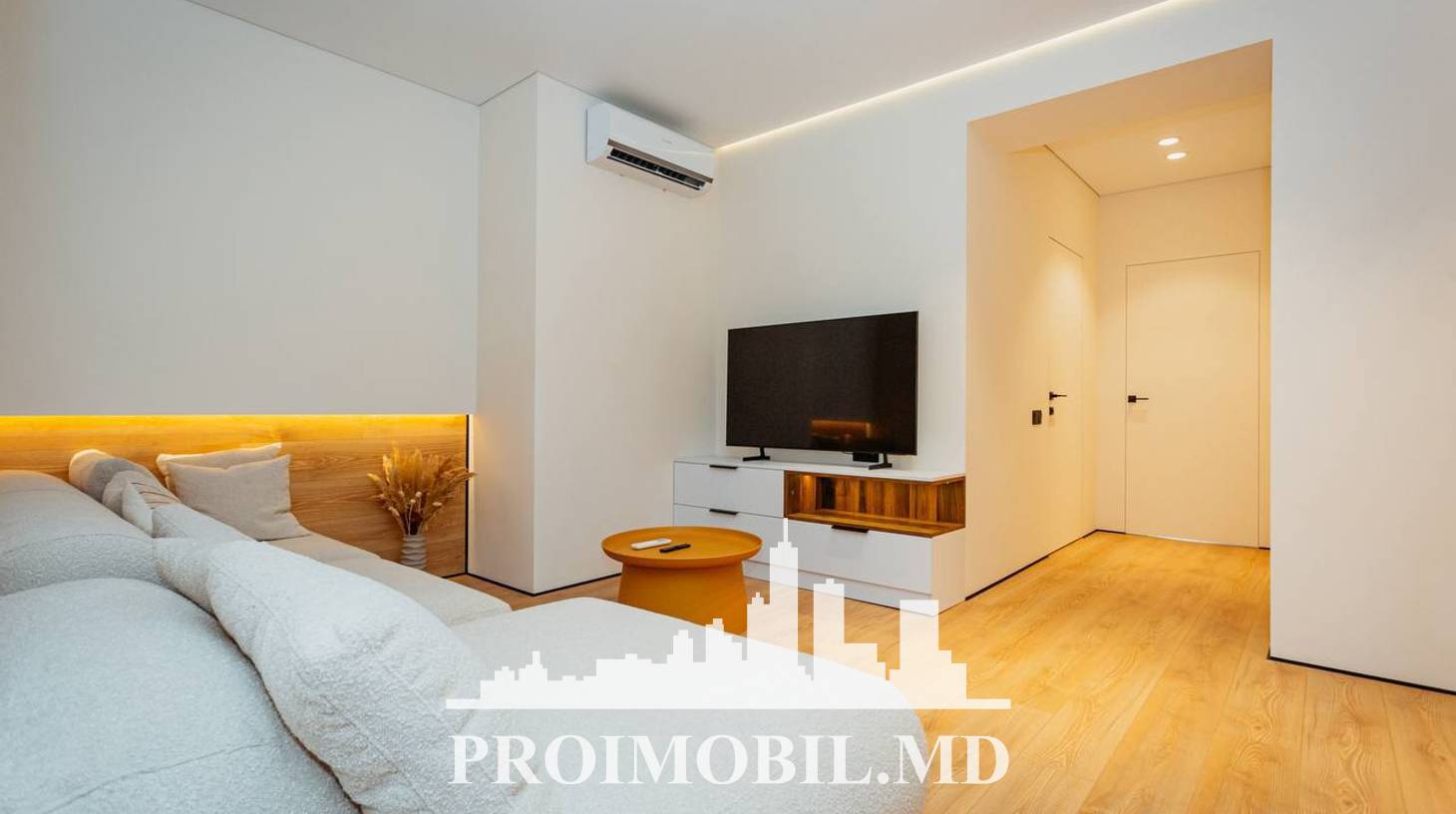 https://images.proimobil.md/RpNll3-6ZA3_iFefsXh0vBJbdnUMKa0JscIwTm1lcT8/watermark:0.75:so:0:30:0.39/resize:fill:1460:816:1/gravity:ce/bG9jYWw6Ly8vZXN0YXRlL2xyLzQ4MWMxNTNjLTZjNjEtNDNjYy05NmZmLWJjODlkMzIzYzQ2Yi5qcGVn