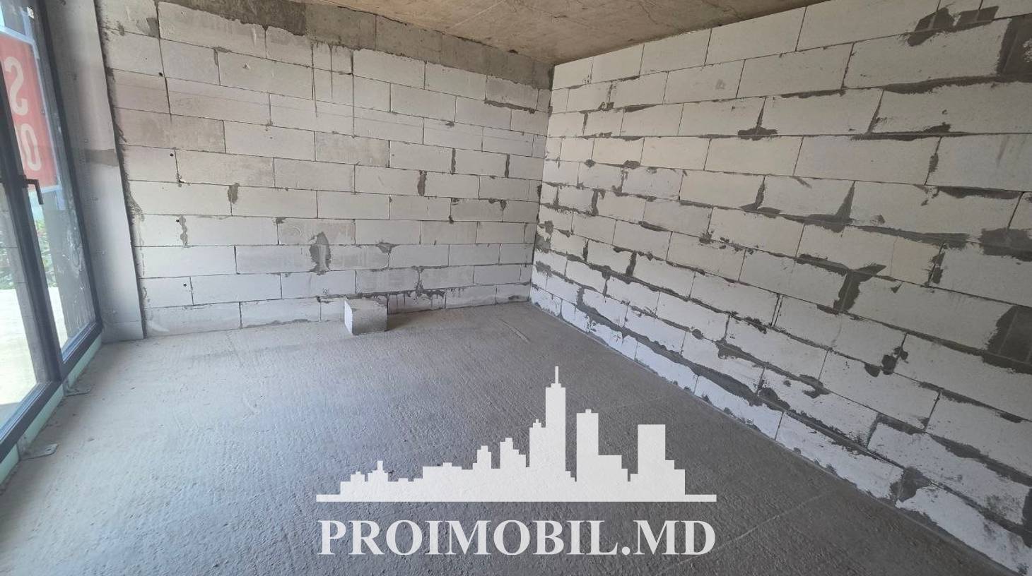 https://images.proimobil.md/RqMduMt72u-toEvlrr10g6oLe65Ly7D2Nu8VzpuoMHU/watermark:0.75:so:0:30:0.39/resize:fill:1460:816:1/gravity:ce/bG9jYWw6Ly8vZXN0YXRlL2xyL2M4NGViNzk1LTg3MjgtNDIwZS04YzE2LWVjZjhiZmFjYTJlOS5qcGVn