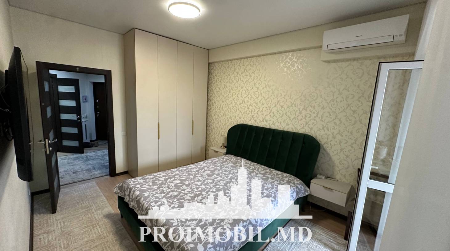 https://images.proimobil.md/RqWzFDXxUdXMnyPiZhHlFavb21Jmd1D9z1wJrONXmT8/watermark:0.75:so:0:30:0.39/resize:fill:1460:816:1/gravity:ce/bG9jYWw6Ly8vZXN0YXRlL2xyL2QxNmUwZjMxLWJiMTMtNDljMi1iYmU2LTQ5NTlmMTQ1YmY4YS5qcGVn