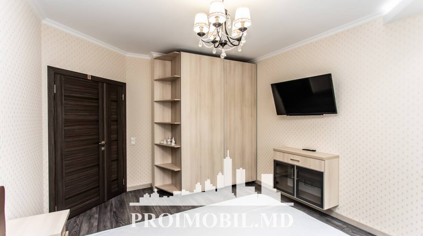 https://images.proimobil.md/RqgoLtgZq2VhK-LlTtGtwLD-Z2ehrHk0Vk4Vxv-URuY/watermark:0.75:so:0:30:0.39/resize:fill:1460:816:1/gravity:ce/bG9jYWw6Ly8vZXN0YXRlL2xyLzNiYzZkZDljLTI3MjAtNDg4OS1iNDA3LTBhODI3MDcwOTQ3Zi5qcGVn