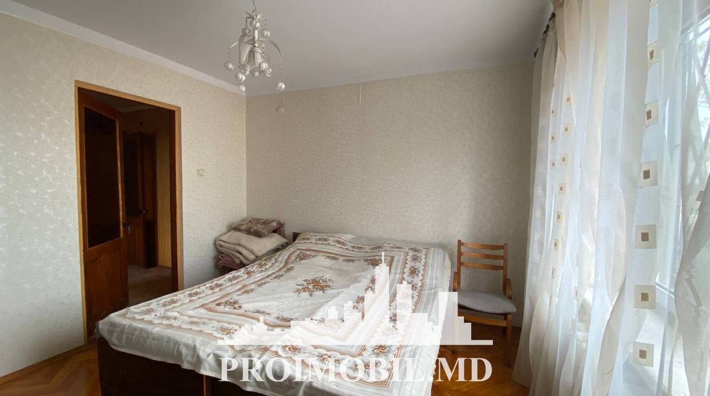 https://images.proimobil.md/Rtmx49MPaQLD5Ee4cGbHv5p5lQakGkgzWAJzMNRX_58/watermark:0.75:so:0:30:0.39/resize:fill:1460:816:1/gravity:ce/bG9jYWw6Ly8vZXN0YXRlL2xyLzI2NDFlMDIyLWZjMDQtNGM4Yy04MDM3LTA4M2VkMWU0YmM5OS5qcGVn