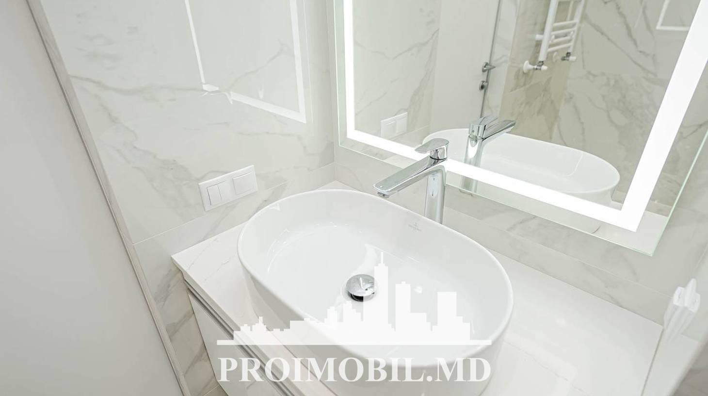 https://images.proimobil.md/Ru-d5bBfJ4r_YG2yUP9v6gsbmYew8Pqp0S7yPcoJQtU/watermark:0.75:so:0:30:0.39/resize:fill:1460:816:1/gravity:ce/bG9jYWw6Ly8vZXN0YXRlL2xyLzIyZGU0MDdmLTZlNjUtNDQ2Ny1iYTkyLTBkOWRmODlmMDE2OC5qcGVn