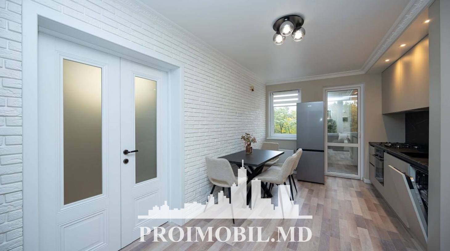 https://images.proimobil.md/S-e5JMH_UNiJZDEWIR785TK22u1L-FoGaFHfhlY_k9I/watermark:0.75:so:0:30:0.39/resize:fill:1460:816:1/gravity:ce/bG9jYWw6Ly8vZXN0YXRlL2xyLzdmMmRlZmI0LWJiYmItNDg1ZS05Yzc0LWJkOGFmZjFkNGI2Ny5qcGVn