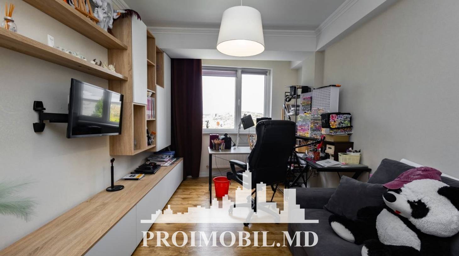 https://images.proimobil.md/S1iQx9LBIyfk_Z-9UMGzne5vo3emR8_km5vG1_N6kHg/watermark:0.75:so:0:30:0.39/resize:fill:1460:816:1/gravity:ce/bG9jYWw6Ly8vZXN0YXRlL2xyLzQwNWYzYmQ2LTFmYTUtNDdiNC05MDJmLTVmYTQyZjllNWFmMC5qcGVn