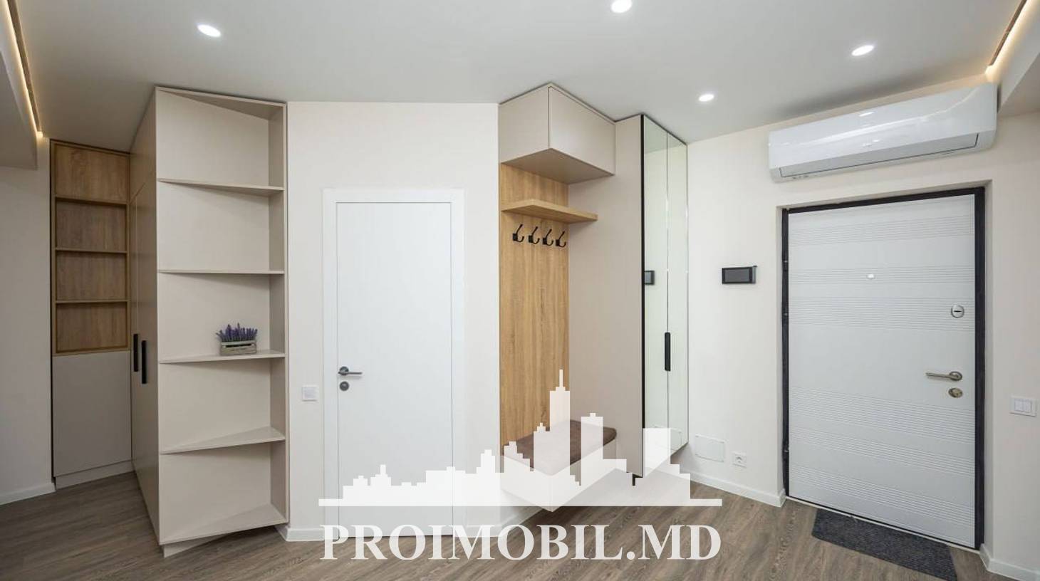 https://images.proimobil.md/S1xGYYIFhu0V5hxTnNx4ykODXx_RVrYUniRg0mcks9Q/watermark:0.75:so:0:30:0.39/resize:fill:1460:816:1/gravity:ce/bG9jYWw6Ly8vZXN0YXRlL2xyLzBjZTA4OGYwLTdmOGMtNGFhYi04MTNhLWZmNDg0ODVjOWE5Yi5qcGVn