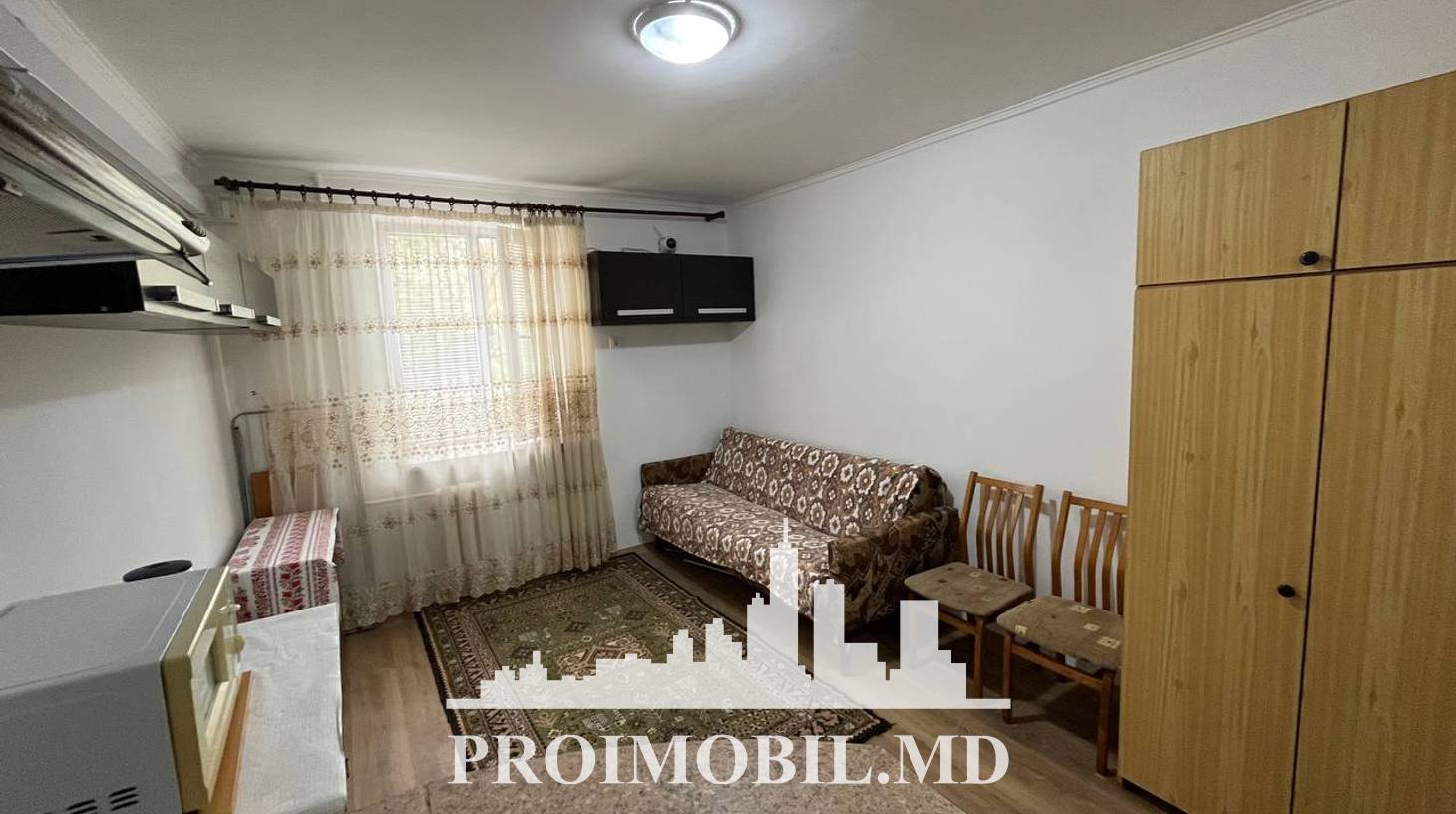 https://images.proimobil.md/S2LtTts1qEuoQSEn13zSRLHnThi9Fg4pBBO3VnFdYNI/watermark:0.75:so:0:30:0.39/resize:fill:1460:816:1/gravity:ce/bG9jYWw6Ly8vZXN0YXRlL2xyLzc0NTJkNjY0LTlkMDQtNDVkMS05ZDhlLWUwOTQ0MzQ3NDdkMC5qcGVn