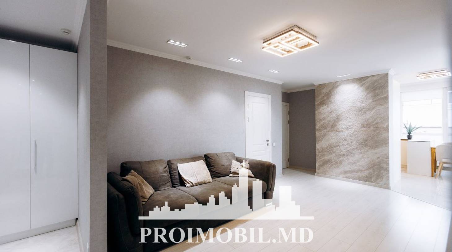 https://images.proimobil.md/S2wlKQlAZAU41IWI2oJ7wrKP5SuaG1y_G3DARWUAEx0/watermark:0.75:so:0:30:0.39/resize:fill:1460:816:1/gravity:ce/bG9jYWw6Ly8vZXN0YXRlL2xyLzNkM2VkNmQ4LTYzNDctNGE2My05NTVkLTU1YWE3MjFmNTAzMy5qcGVn