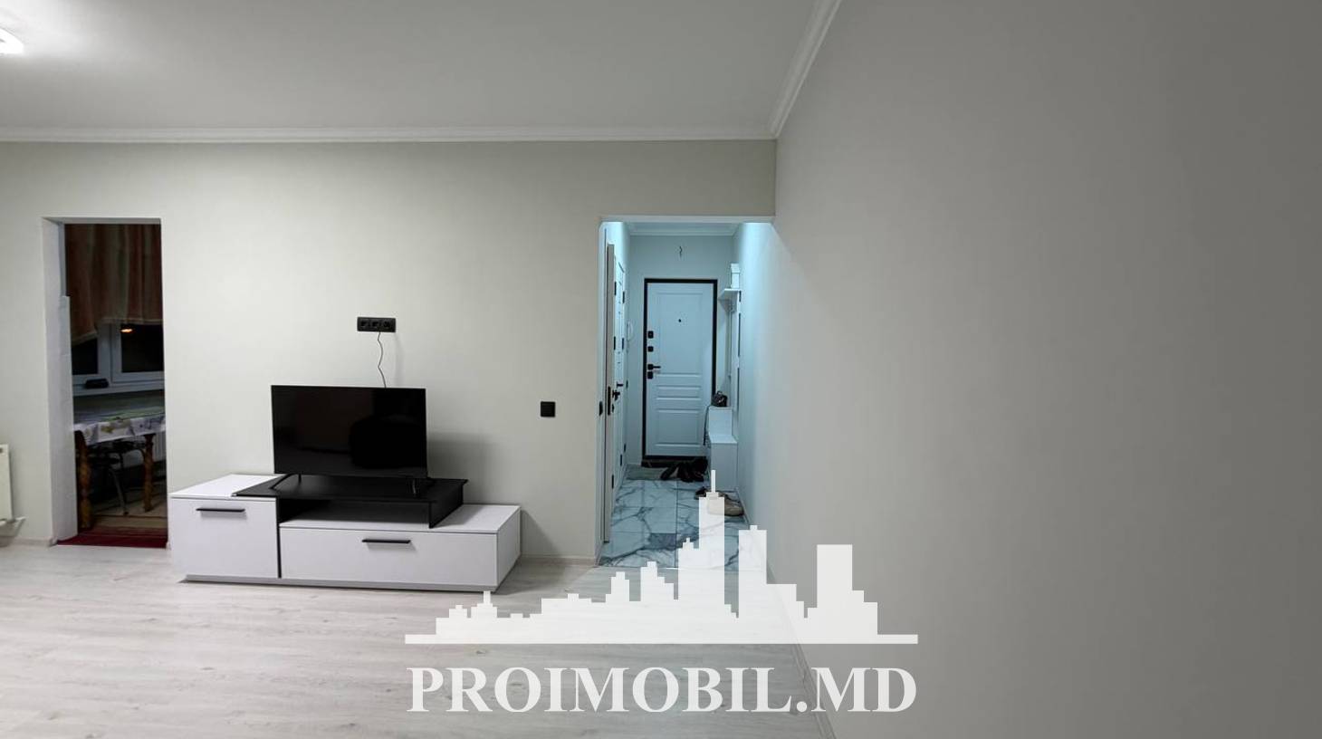 https://images.proimobil.md/S3yqu3m1VxVj6tlXPdo0A5CIiM1zr-qMe5IEKomUqQ0/watermark:0.75:so:0:30:0.39/resize:fill:1460:816:1/gravity:ce/bG9jYWw6Ly8vZXN0YXRlL2xyLzJhOWVmMDc3LTFkYWYtNDg3ZC05YjMyLWExYjhmYzk1Y2UwOS5qcGVn