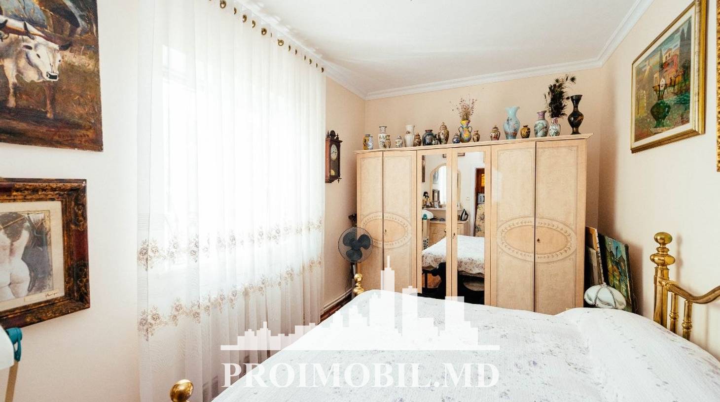 https://images.proimobil.md/S56C1FJjfV7NAn6PBbjN7NuMmI6WIB8z0NadeCuAr7U/watermark:0.75:so:0:30:0.39/resize:fill:1460:816:1/gravity:ce/bG9jYWw6Ly8vZXN0YXRlL2xyLzA1NTAxYzIxLThmNWQtNDM1OS05YjM2LWQ2ODc1YTNkNmFiOS5qcGVn