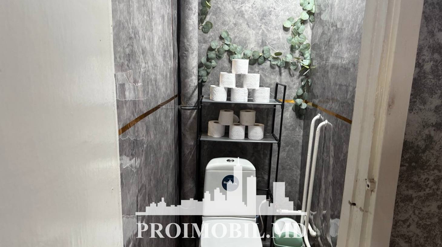https://images.proimobil.md/SBEIR-BZor-GX9bTj75GE6qciSrny-aM4mcpnPl8XLc/watermark:0.75:so:0:30:0.39/resize:fill:1460:816:1/gravity:ce/bG9jYWw6Ly8vZXN0YXRlL2xyL2RiMDQ4MTIzLTdkMGEtNDE5Yy1hNTZhLTMwZTBjOGE1MTk1NC5qcGVn