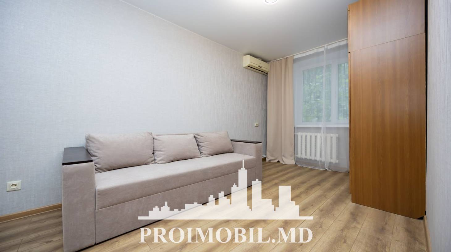 https://images.proimobil.md/SF8tW3kjWw6PVu0jJb1B3pjmENpS8Rg-RrLe_9Mn-V8/watermark:0.75:so:0:30:0.39/resize:fill:1460:816:1/gravity:ce/bG9jYWw6Ly8vZXN0YXRlL2xyLzJlYzJjMzI1LTRiNzMtNDZkNy1iMzYxLWNhZmU3NjUxMjg3NC5qcGVn