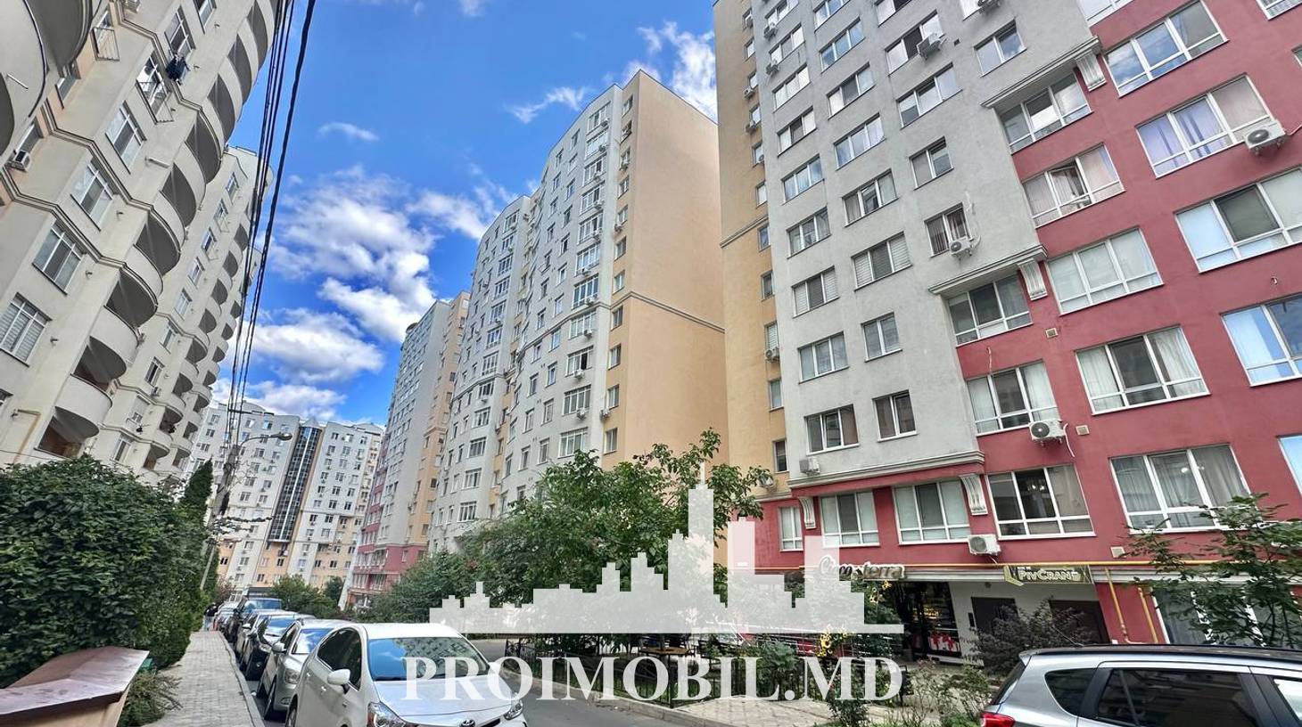 https://images.proimobil.md/SFYXLq-Ci-xJZepSXHiHCVNIz0z4VvSCU-L2ra5uzAQ/watermark:0.75:so:0:30:0.39/resize:fill:1460:816:1/gravity:ce/bG9jYWw6Ly8vZXN0YXRlL2xyL2Y3ZTY1OTY5LWNjNDktNDcxYi1iM2FjLTAxNGM2MWRjZGZhZS5qcGVn