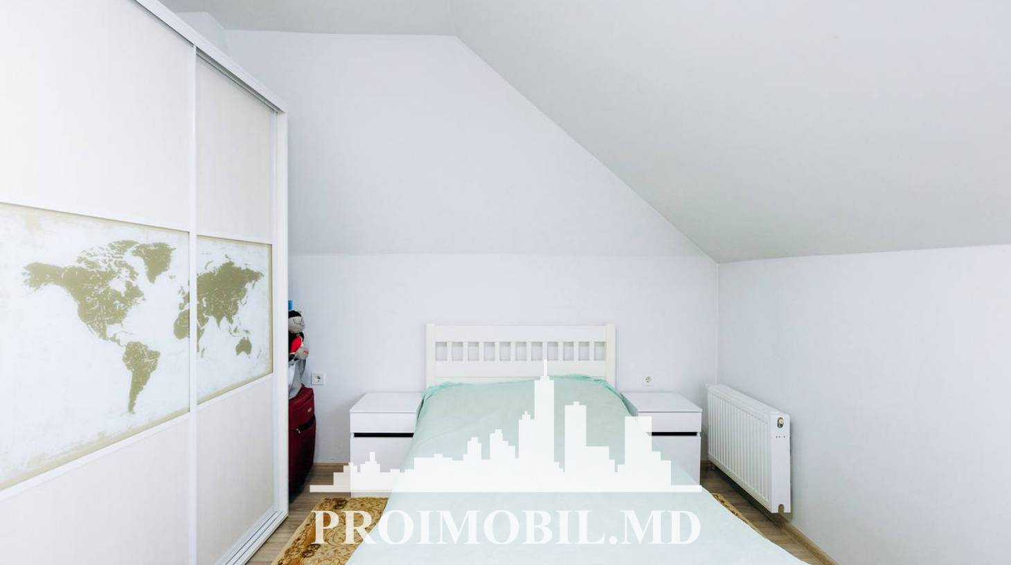 https://images.proimobil.md/SQHt4DWym9HZPPT09TFwsSTQoLRtO7msARcs-p4q8w4/watermark:0.75:so:0:30:0.39/resize:fill:1460:816:1/gravity:ce/bG9jYWw6Ly8vZXN0YXRlL2xyLzIwZjFkM2RhLTgwZGEtNDgxYS1iNWNkLWQ2OWMyYTU1ZWE4NS5qcGVn