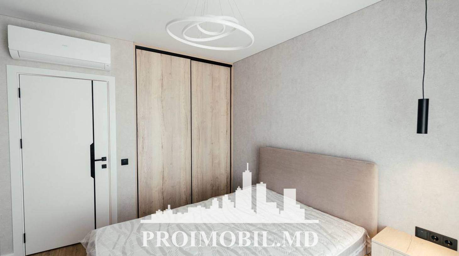 https://images.proimobil.md/SRq29Dh9JdhN8Yl-35sve_07PFFEC4KRC7awa02dCXU/watermark:0.75:so:0:30:0.39/resize:fill:1460:816:1/gravity:ce/bG9jYWw6Ly8vZXN0YXRlL2xyLzhjMGZkZGNjLWQ3NTItNDc1Ni1iNDFhLTQwZTAxNTA2ZDhmZS5qcGVn