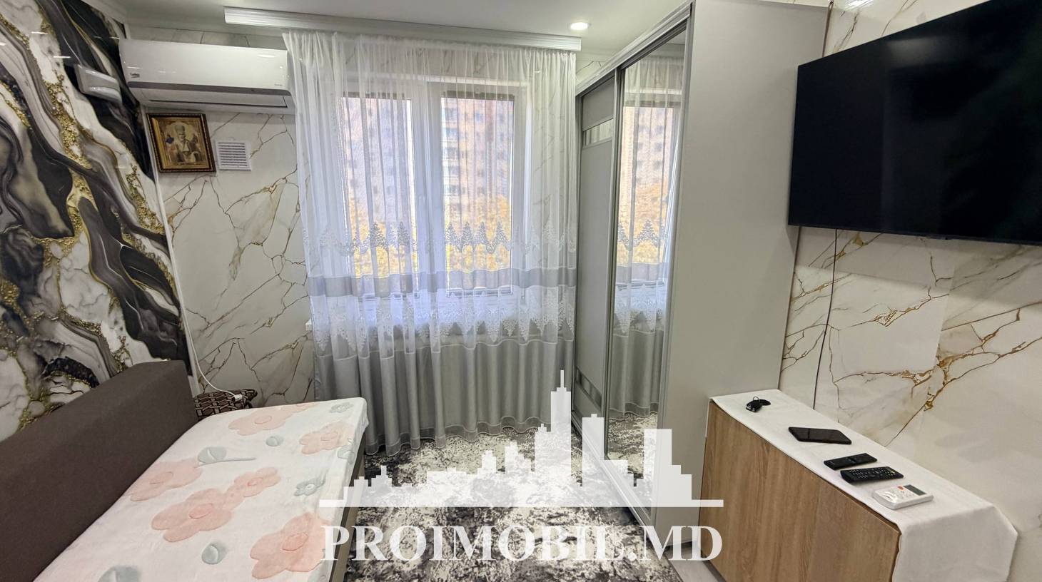 https://images.proimobil.md/SUvisXR63QuXvS1ytXBejP5dwluYHUZwboU6x8T1jkI/watermark:0.75:so:0:30:0.39/resize:fill:1460:816:1/gravity:ce/bG9jYWw6Ly8vZXN0YXRlL2xyL2VhOTM2ZTdlLTlkZmQtNGRiNS05N2ZlLTQzMGQ0YWRkYjIzYy5qcGVn