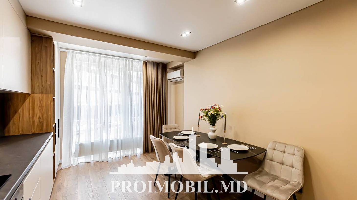 https://images.proimobil.md/SV5-w8NEhRXVlLI1QT-TtrL035rggbUp_b_5PaoPx70/watermark:0.75:so:0:30:0.39/resize:fill:1460:816:1/gravity:ce/bG9jYWw6Ly8vZXN0YXRlL2xyLzNiMWU0NGY1LTY3OTMtNDA1OC05ZDcwLTdiODI1ZTNmMDdiZC5qcGVn