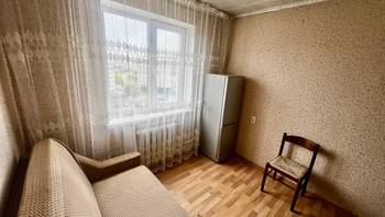 https://images.proimobil.md/SVZyRZcVDdDjsue9lUxlX46spF7llrwqcV3q0Ib135Q/resize:fill:350:198:1/gravity:ce/bG9jYWw6Ly8vZXN0YXRlL2xyL2M4MGFjOGQwLTljNTAtNDllMi1iMzk2LTkyMWE2NGEwZDQzNi5qcGVn