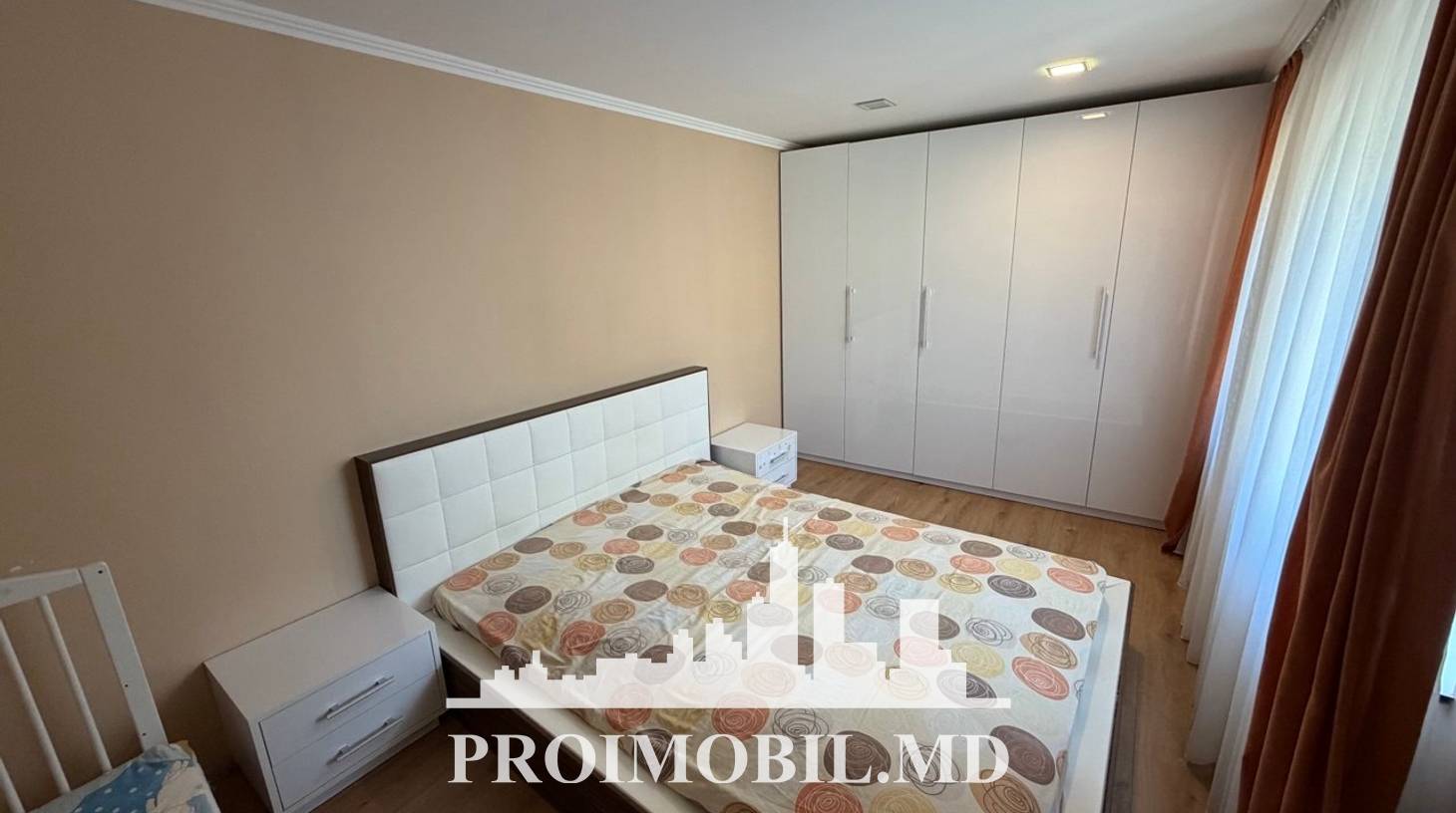 https://images.proimobil.md/SWAkecmjlnnl72LuUgzILR3_RlaFRmr53z0u6DyuJZk/watermark:0.75:so:0:30:0.39/resize:fill:1460:816:1/gravity:ce/bG9jYWw6Ly8vZXN0YXRlL2xyLzU2N2IwMWQwLWVmZGQtNDFiYi05MzFlLWQzOWU1NmEwZWU4Ny5qcGVn