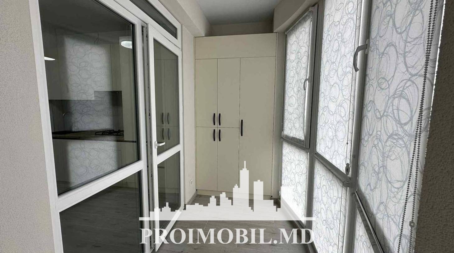 https://images.proimobil.md/SZeVYF0GdU674QXOD-R9gGmmYTlQwKMsHXvz16Otd5I/watermark:0.75:so:0:30:0.39/resize:fill:1460:816:1/gravity:ce/bG9jYWw6Ly8vZXN0YXRlL2xyL2NjNDJhYjYxLWQ3Y2ItNGJkYS1hYTZkLTg5MWFlYTY4ODg5Yi5qcGVn