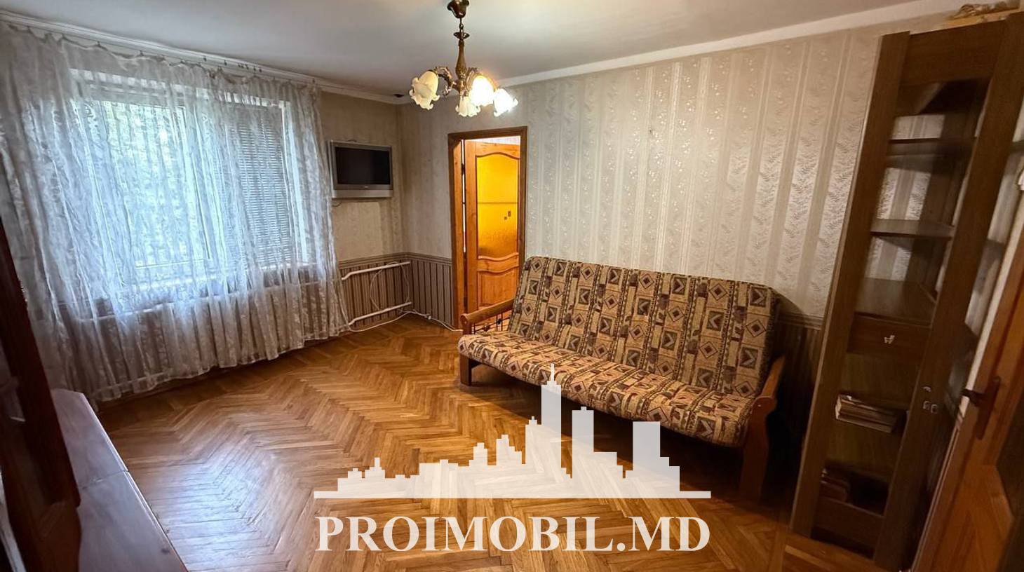 https://images.proimobil.md/SbLHo5DYgOtXdh0LDV177pnQkvHDEw1Xj7SEbA_Eg3g/watermark:0.75:so:0:30:0.39/resize:fill:1460:816:1/gravity:ce/bG9jYWw6Ly8vZXN0YXRlL2xyL2Y2NzRiYjg1LWM0MzMtNDI1MS1iOTRkLWY2NWVhZWY1YWMyZC5qcGVn