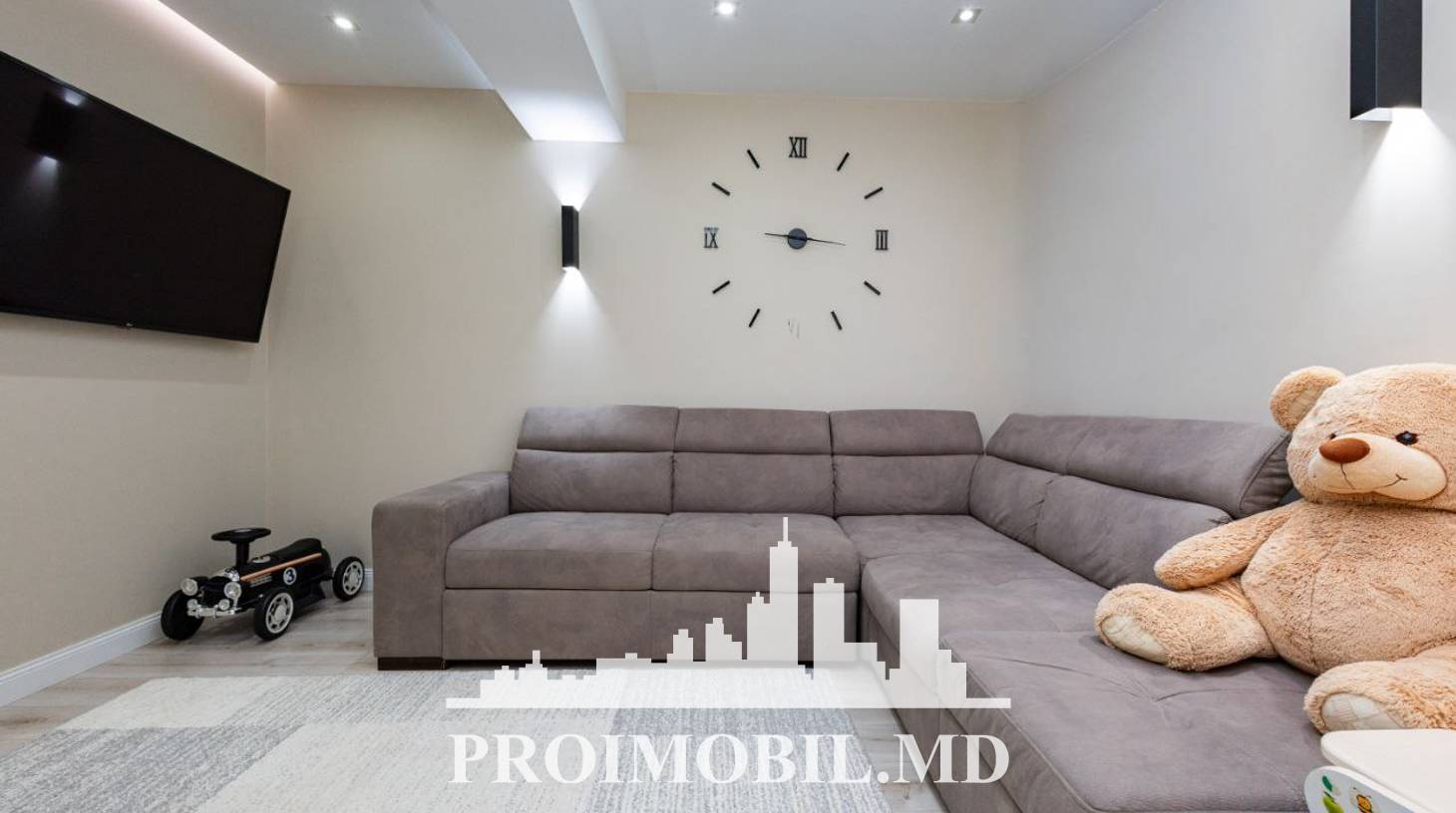 https://images.proimobil.md/Se-OpZkQxnKF1vNzy2NDSw2ZznW7gLSoXH7icqPBZP8/watermark:0.75:so:0:30:0.39/resize:fill:1460:816:1/gravity:ce/bG9jYWw6Ly8vZXN0YXRlL2xyLzg0ZWY1OTU5LTI4ZjUtNGRmMC1hMzUxLTIxNzAzN2Y2Yjk1MS5qcGVn