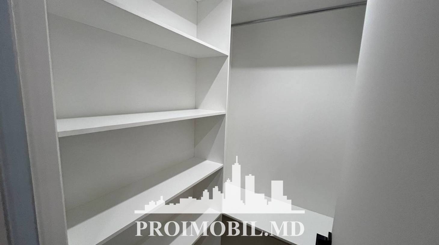 https://images.proimobil.md/SeNabuCJ2T-QIN92Z1K_FCFut0fsJIfRxTEPwu6Ibfk/watermark:0.75:so:0:30:0.39/resize:fill:1460:816:1/gravity:ce/bG9jYWw6Ly8vZXN0YXRlL2xyL2Q5ZjBkNDg4LWUyNDItNGRiYS05ZmU5LTEzM2NiMGE2YzNkZi5qcGVn