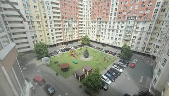 https://images.proimobil.md/SeOEcB-ECZu5cTzMdQq4m9KJAqEmVc6-AWJtPJYFp2g/resize:fill:350:198:1/gravity:ce/bG9jYWw6Ly8vZXN0YXRlL2xyL2VhNDg4ZTEyLWFkZTQtNGM0ZS04YWRmLTBmN2Y2NDA2M2JiZi5qcGVn