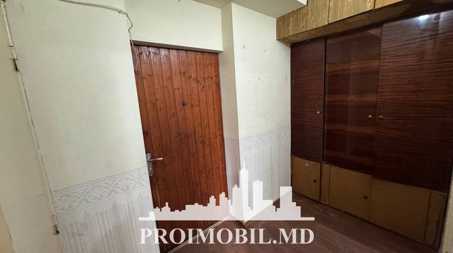 https://images.proimobil.md/ShWSpq-fgnbbdyRtxHxByJ4kN9lj4qzzV4y1LgCv78o/watermark:0.75:so:0:30:0.39/resize:fill:1460:816:1/gravity:ce/bG9jYWw6Ly8vZXN0YXRlL2xyL2JhN2JhZjQ3LTEyMGMtNDJlYS04ZTNiLWNkYmEyZTdjY2VlMS5qcGVn