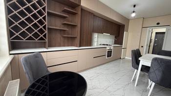 https://images.proimobil.md/Smva8nyzjnPV4jPzSKotY-tpjXvnSkEbcIPyjamnr6g/resize:fill:350:198:1/gravity:ce/bG9jYWw6Ly8vZXN0YXRlL2xyLzBmNmI2MTAwLTAzYTgtNDEyZC1iZDhhLTkzMGJmZjMwMzZhNi5qcGVn