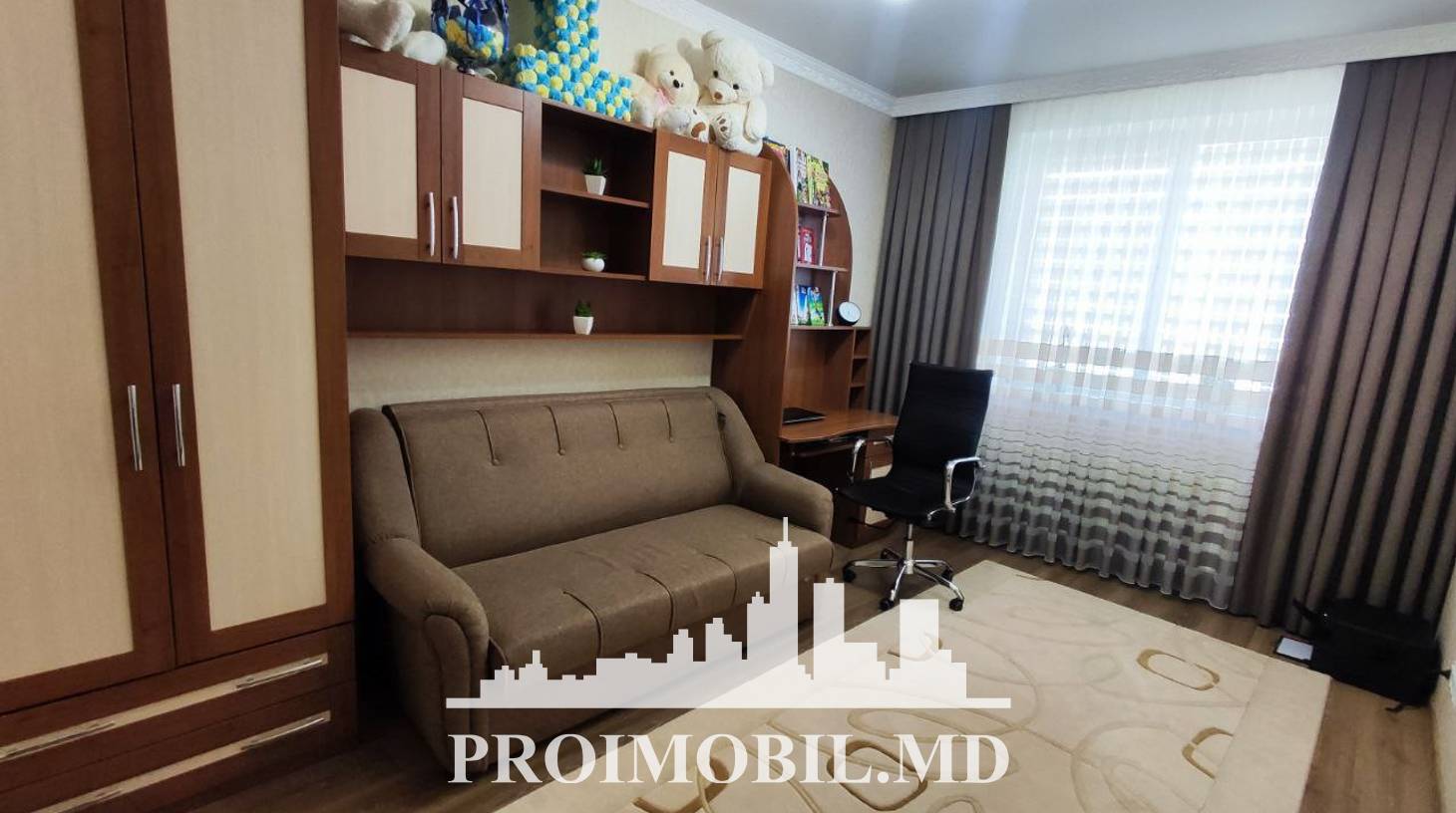 https://images.proimobil.md/SnX4l2fAeBSluiQ5fi1uk7cOx04zhjIxX0-l-bNSWl8/watermark:0.75:so:0:30:0.39/resize:fill:1460:816:1/gravity:ce/bG9jYWw6Ly8vZXN0YXRlL2xyLzc1Y2M5MjM5LTI0ZWUtNGYwYi05ZWUzLTViNTgwMDNkZGZiZS5qcGVn