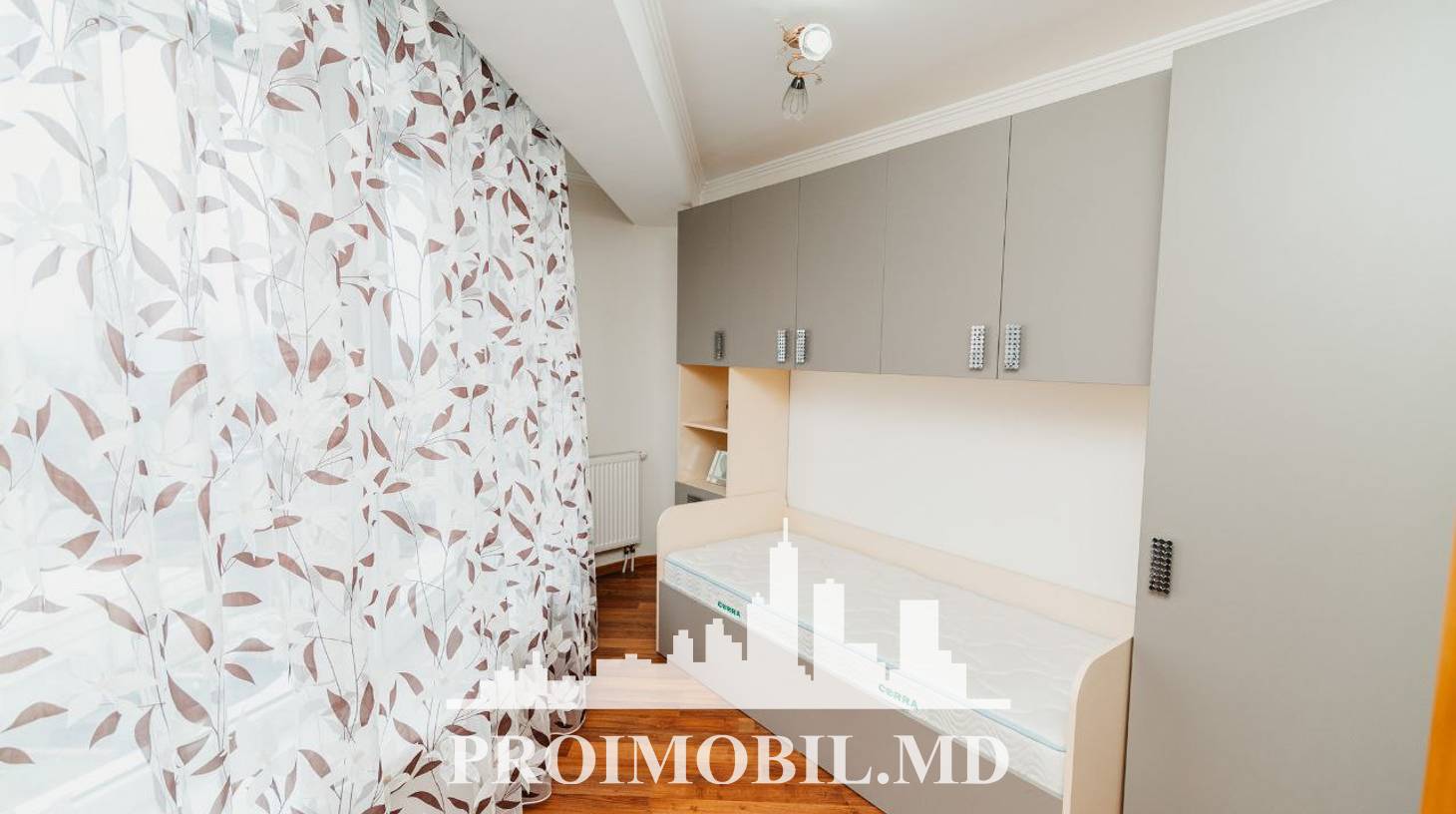 https://images.proimobil.md/SpqpVctEqMOwqqzp3cQmrwjdhgTf1rnnj_ix8t76ja0/watermark:0.75:so:0:30:0.39/resize:fill:1460:816:1/gravity:ce/bG9jYWw6Ly8vZXN0YXRlL2xyLzA2NDE3OGNlLTJiZWMtNGQ3Yy05ZmRiLWFmNTQ4MDgzMzM1MS5qcGVn