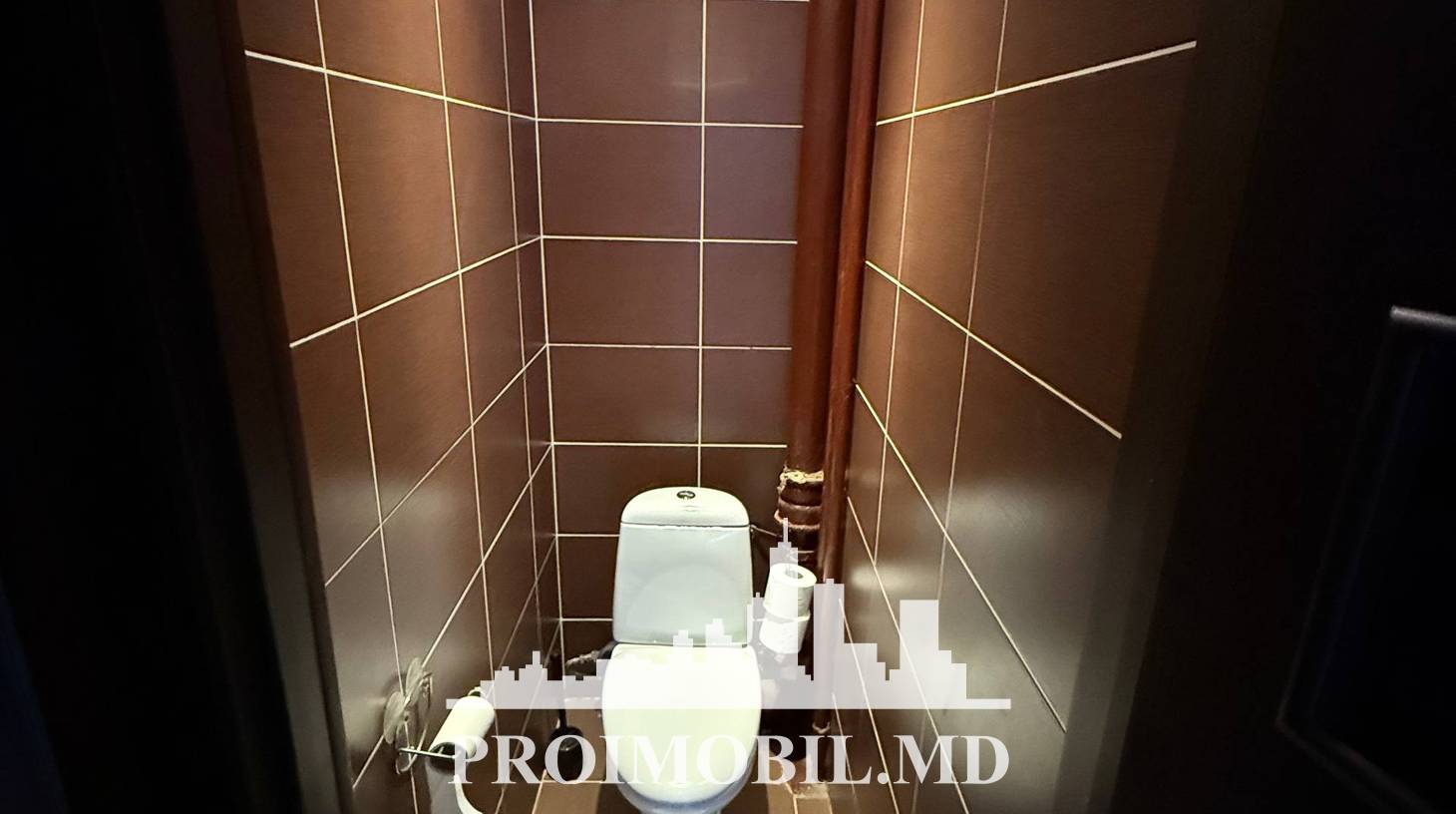 https://images.proimobil.md/SqJ5Z4X-te8FscjRbNg1oIBQG8RV3uylo7_C0efrF08/watermark:0.75:so:0:30:0.39/resize:fill:1460:816:1/gravity:ce/bG9jYWw6Ly8vZXN0YXRlL2xyL2Q1YTRlNmFjLTM0MTQtNDM2Zi1iY2JlLWIyY2UzZjJmNjIwNy5qcGVn