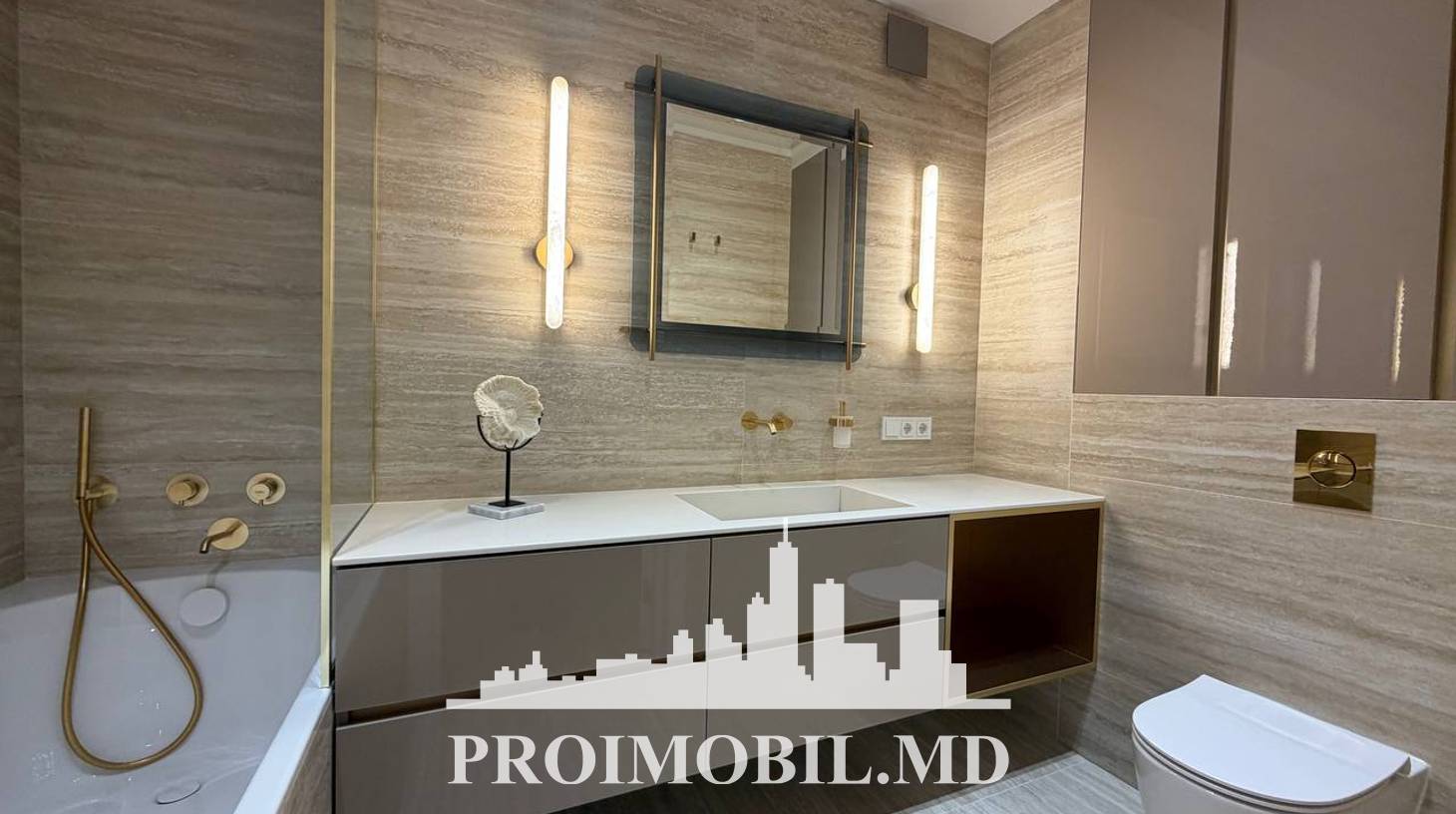 https://images.proimobil.md/SqL29iRQZmp2_vkZsXHdtZaZ2vSiqKuhhziy1G8kpDA/watermark:0.75:so:0:30:0.39/resize:fill:1460:816:1/gravity:ce/bG9jYWw6Ly8vZXN0YXRlL2xyLzQ0MjRlYjZlLWIyOWItNDFlNS04YjJkLThlZWUzMjQxMjc3NC5qcGVn