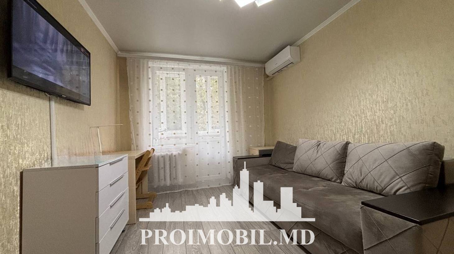 https://images.proimobil.md/SqYPj0gT5Sx-T_XnZ086qHCYstV44-u6VqNtd7Eifto/watermark:0.75:so:0:30:0.39/resize:fill:1460:816:1/gravity:ce/bG9jYWw6Ly8vZXN0YXRlL2xyLzUzYzY3NTRiLWE0NTUtNDhhYi04OWQyLTdjMzI3ZWJjNmFhZC5qcGVn