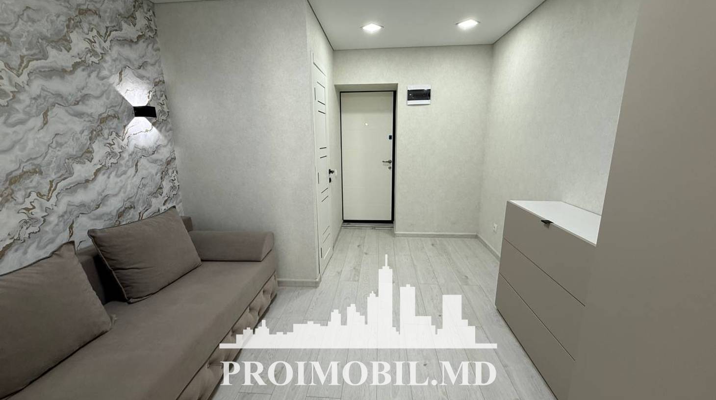https://images.proimobil.md/SsGZ8E43e8B52TjDumMMtQ3yL4yd0hplOq2Kk1WuHiY/watermark:0.75:so:0:30:0.39/resize:fill:1460:816:1/gravity:ce/bG9jYWw6Ly8vZXN0YXRlL2xyL2E3ZWQ5YjU3LWM1MzctNGE3MC1hZmQ5LTYwYjgwYmZiM2Y4Yi5qcGVn