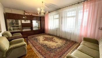 https://images.proimobil.md/SvOZYwnTyD6IoBwYpJJHkeZKN5K8fgnw27zezlQfPC0/resize:fill:350:198:1/gravity:ce/bG9jYWw6Ly8vZXN0YXRlL2xyLzA2MTVkZWEyLTQ3ZTEtNDlmYi04NTY0LTU5OWY0MzU5ZWE3MC5qcGVn