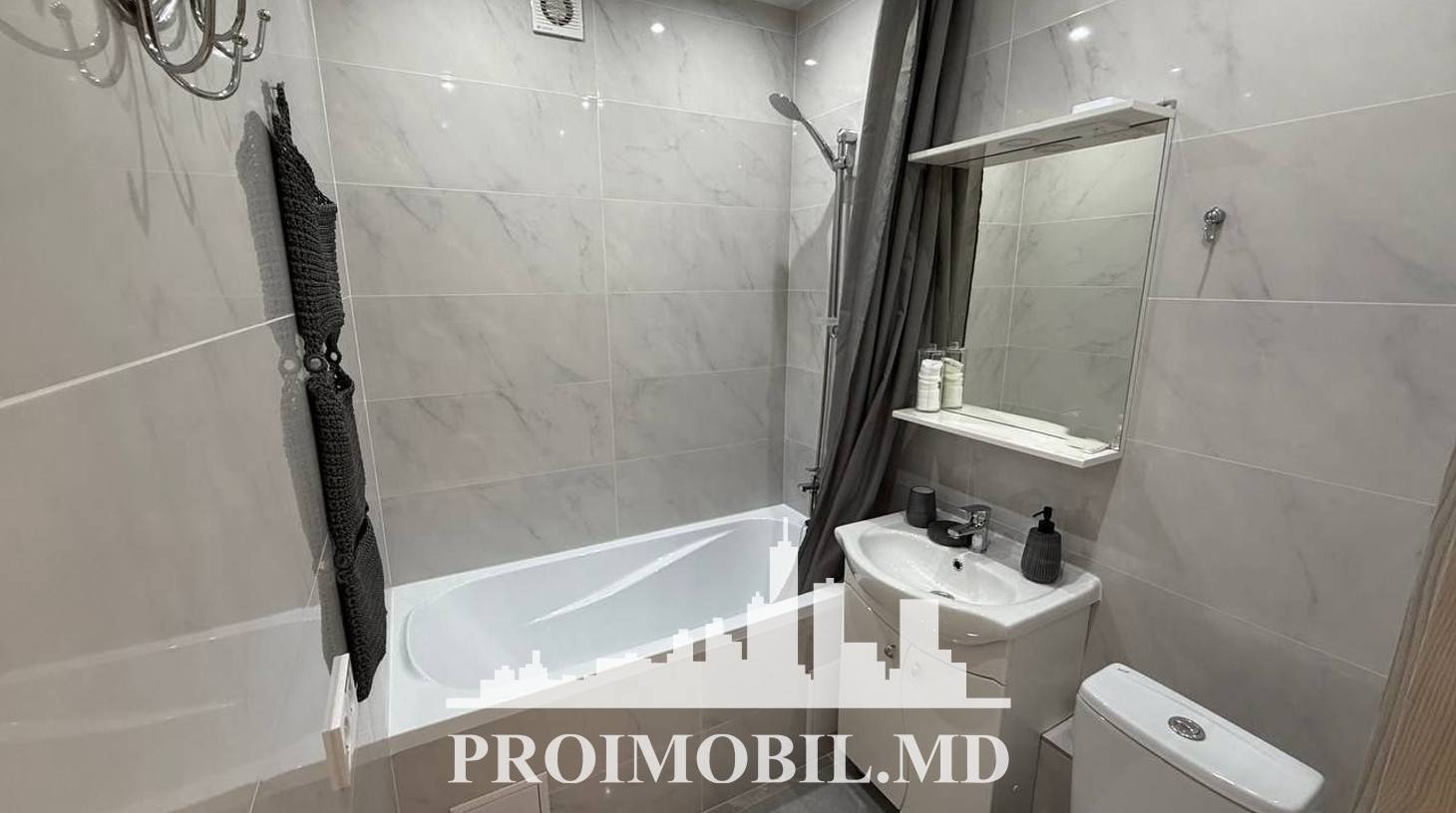 https://images.proimobil.md/Sx0wYlWzhPPfVK5x1HHog7otkIXDik572vakZFwelmE/watermark:0.75:so:0:30:0.39/resize:fill:1460:816:1/gravity:ce/bG9jYWw6Ly8vZXN0YXRlL2xyL2RmMDA3OTRkLTc4ZmMtNGY2MC1iYzA5LTZlMTQxYzM0NGVkZi5qcGVn