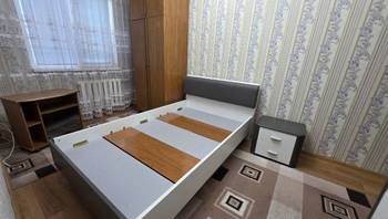 https://images.proimobil.md/Szb3TLACNSZxZwEnrFV2GOlFbtmTzvXREcq5vthc7iU/resize:fill:350:198:1/gravity:ce/bG9jYWw6Ly8vZXN0YXRlL2xyLzA5YjRiYzdlLTViMDktNGQ1Mi05YmE5LWYyMGUwMTJkNTEwMC5qcGVn