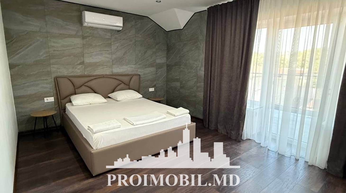 https://images.proimobil.md/Szis_DhIcLbroc2ojlsP4x0q4cPKAUpS87Ixm4dmTCs/watermark:0.75:so:0:30:0.39/resize:fill:1460:816:1/gravity:ce/bG9jYWw6Ly8vZXN0YXRlL2xyL2U3OGRlODE0LTYzNmMtNDFhYS1iMDkwLWMxNzBmZmFmNThmYS5qcGVn