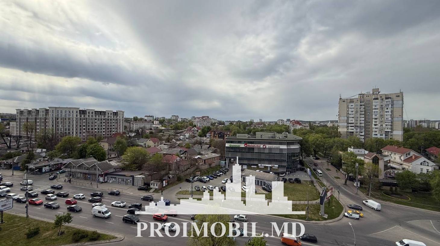 https://images.proimobil.md/T0_lxtI8fHpgOPWGZXHwCfTs9fgE9VxLdU2Ruxih7VY/watermark:0.75:so:0:30:0.39/resize:fill:1460:816:1/gravity:ce/bG9jYWw6Ly8vZXN0YXRlL2xyLzRjMDBkYzM2LTVhNGMtNDg0OC1iMzJmLTU5MjM3Mjk2MTQwZi5qcGVn