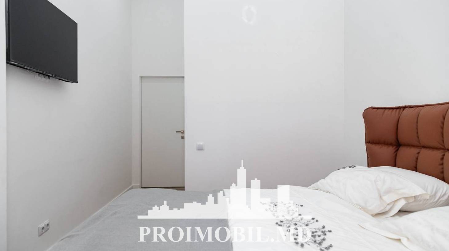 https://images.proimobil.md/T13-k57j1Im8U0IEdaQLGu6l6iBLePXHDq0PmyMJC1E/watermark:0.75:so:0:30:0.39/resize:fill:1460:816:1/gravity:ce/bG9jYWw6Ly8vZXN0YXRlL2xyLzcyYWYyZTUxLTUzNGItNDk1OC04NzU3LTZhYTIzMGRhZjlhOC5qcGVn