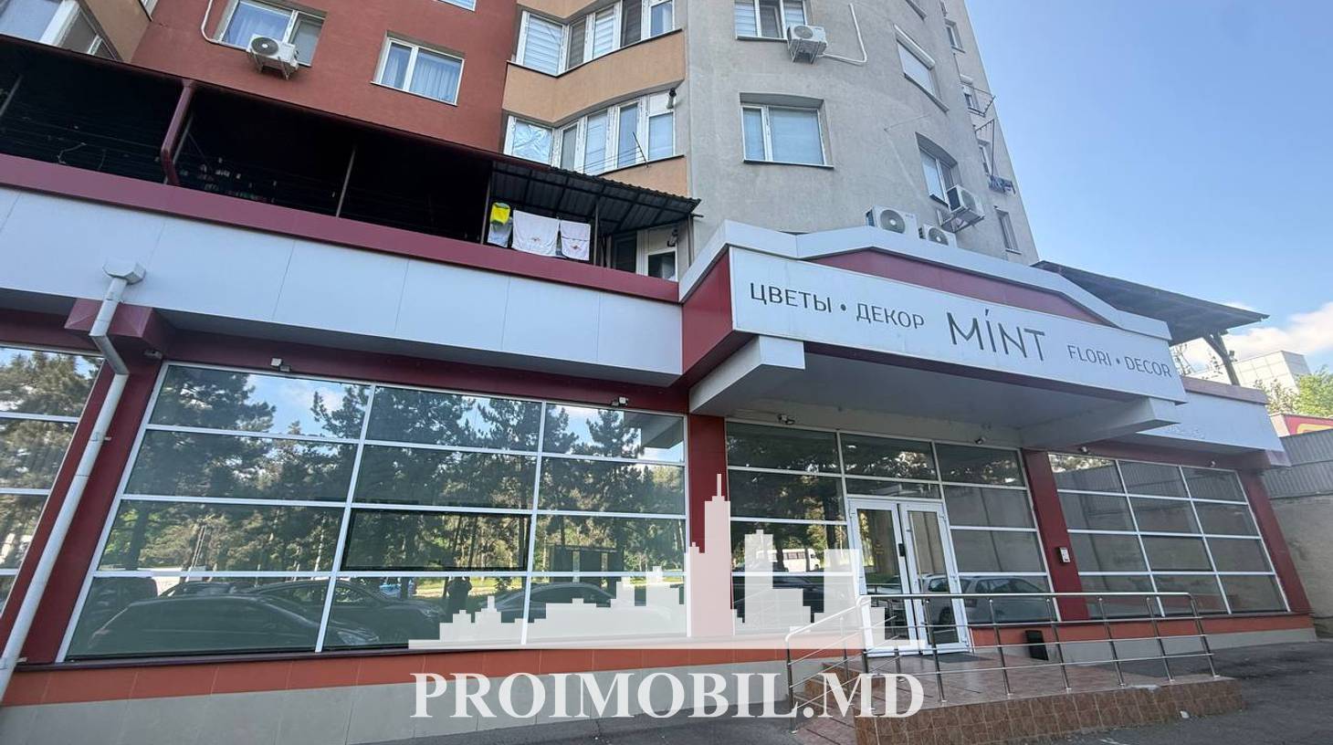 https://images.proimobil.md/T271D8MxLQYcoXTkhbyXs-eJZZwt0IAaFCcnxxmGp-8/watermark:0.75:so:0:30:0.39/resize:fill:1460:816:1/gravity:ce/bG9jYWw6Ly8vZXN0YXRlL2xyLzQ4MWY0ZDY1LWQwZGMtNGMzNy05ZmNiLTQ1OWZhYTU1NjZmZS5qcGVn