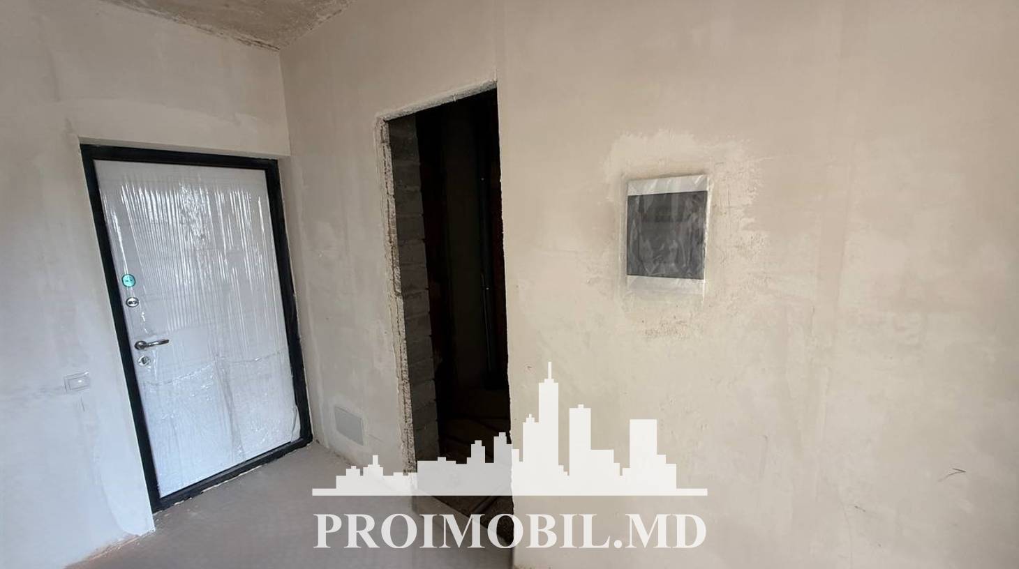 https://images.proimobil.md/T2zayL89_jtvUuzSgBFgGtNafrTOagFUuX8Mj8bcAHE/watermark:0.75:so:0:30:0.39/resize:fill:1460:816:1/gravity:ce/bG9jYWw6Ly8vZXN0YXRlL2xyLzA4YmVkYWM3LTAxODItNGFiYi04NTk4LTNkNmZkNDNhODk5Yi5qcGVn
