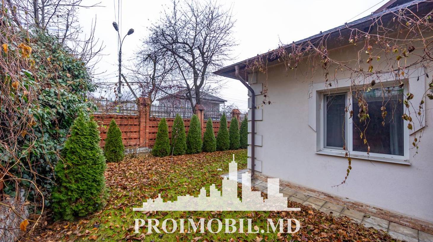 https://images.proimobil.md/T6Z-0aO88Q_ZTg_aDHTfzpD_JBpt2glt7mLdMz-SJ9k/watermark:0.75:so:0:30:0.39/resize:fill:1460:816:1/gravity:ce/bG9jYWw6Ly8vZXN0YXRlL2xyL2I5MmFjM2U1LWY3Y2YtNDdlMS1iNzE0LTgzZWM0NGM0MDU3OC5qcGVn