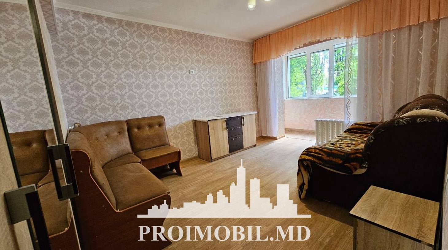 https://images.proimobil.md/T78frMlv_KMFxzjUWBahLH1S-SrWd9h6CaLbVFfzoZE/watermark:0.75:so:0:30:0.39/resize:fill:1460:816:1/gravity:ce/bG9jYWw6Ly8vZXN0YXRlL2xyL2YxZmIzZDk3LTU4YjYtNDkxMS04MTMzLWMzMzg0ZDdlZDNmMy5qcGVn
