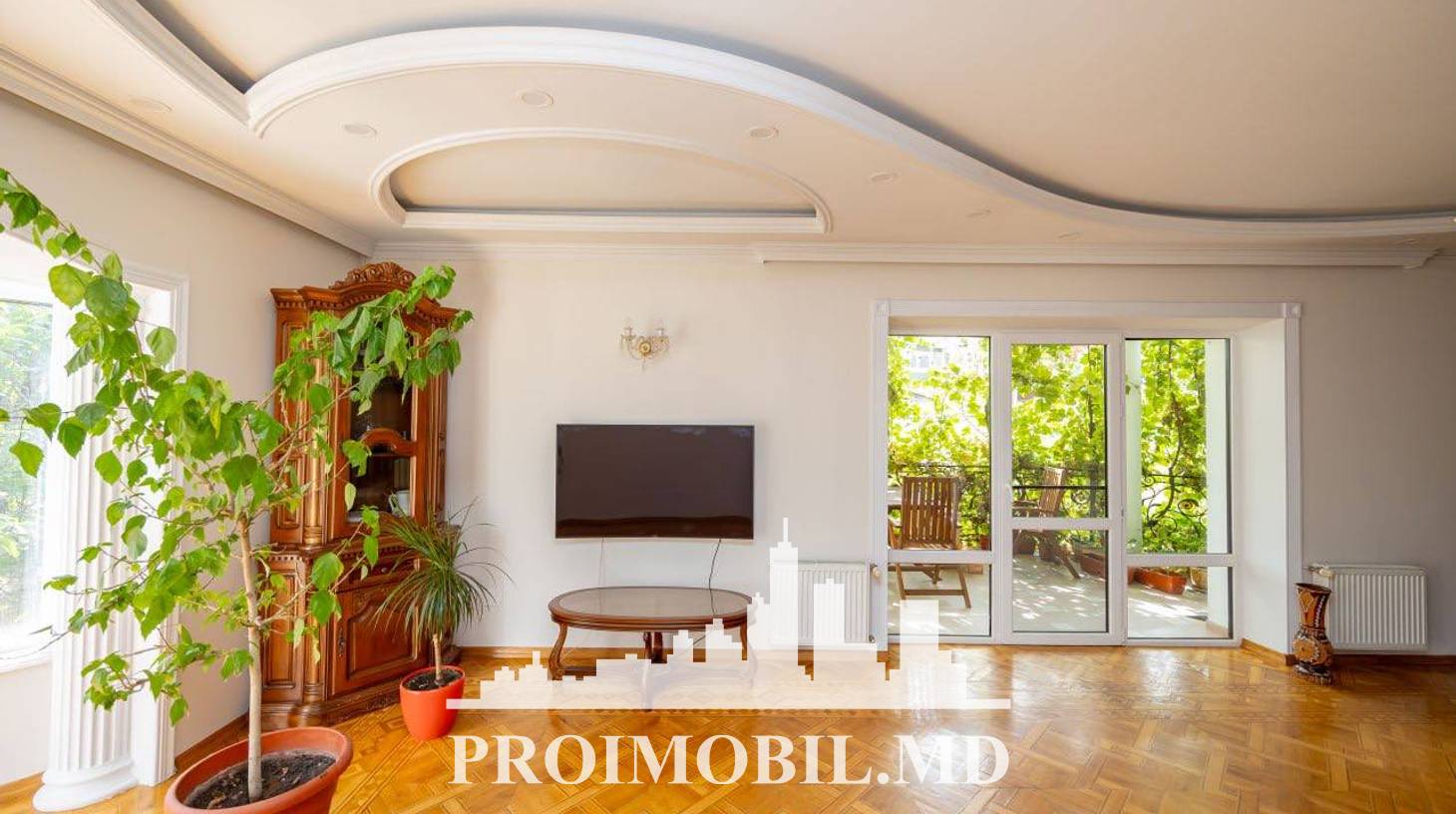 https://images.proimobil.md/TAZrLx4YR6dE_p6tZbccZDYVcZz6T-GXMwBsGB4nS1E/watermark:0.75:so:0:30:0.39/resize:fill:1460:816:1/gravity:ce/bG9jYWw6Ly8vZXN0YXRlL2xyL2RjNjQxOTllLWUzZDEtNDkwNi1iZTQ2LTQ4ZjRlMmNmODllMy5qcGVn