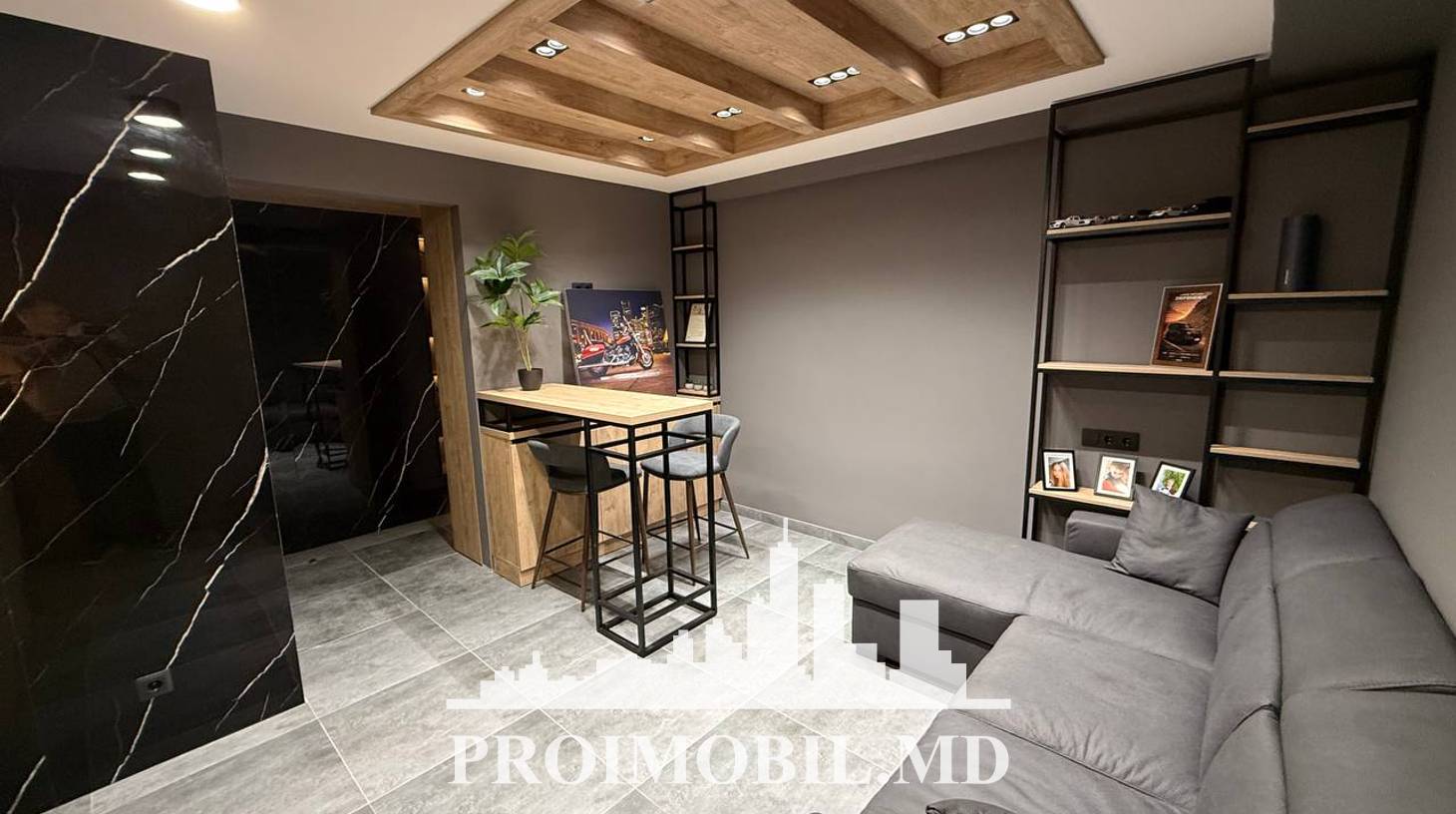 https://images.proimobil.md/TG8VRR-qtorPdp9xd4gK4j6V7C3C3pBx6EeE1rmxVu8/watermark:0.75:so:0:30:0.39/resize:fill:1460:816:1/gravity:ce/bG9jYWw6Ly8vZXN0YXRlL2xyL2NiMTVjZTQ2LTdlNmMtNDc0MS04ZTY0LWJjZjdlYTdkOGE4YS5qcGVn