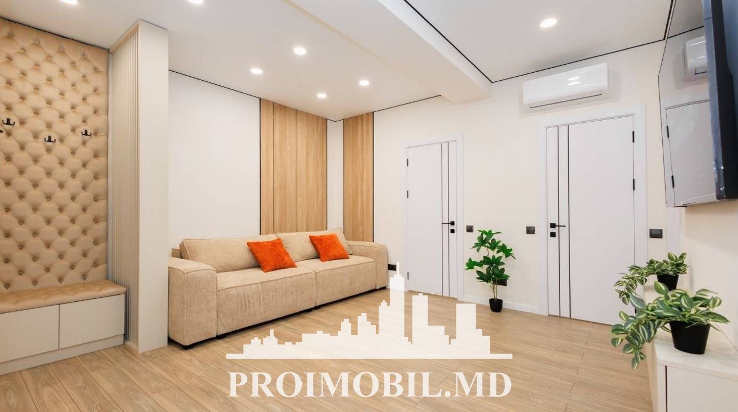 https://images.proimobil.md/TIqv6BfAr8bOAAa0rMJQg6_LFLqzDmrymo-3rpcDjqI/watermark:0.75:so:0:30:0.39/resize:fill:1460:816:1/gravity:ce/bG9jYWw6Ly8vZXN0YXRlL2xyLzE1ZmRmODA3LTFiM2UtNDNjOC05ODM1LWI2NjIwMWEyOGViMS5qcGVn